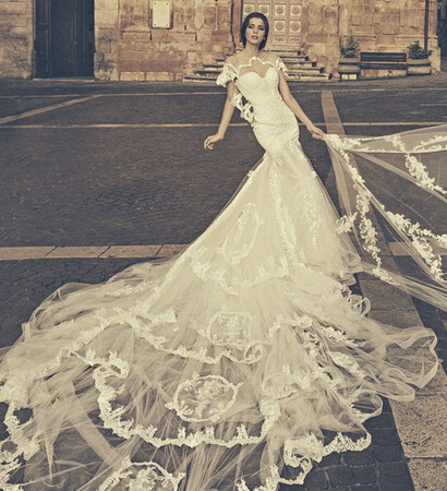 julia kontogruni and wedding dress