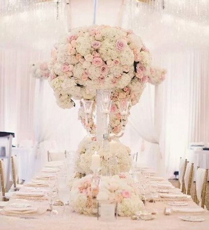 wedding deco, wedding flowers and wedding gown