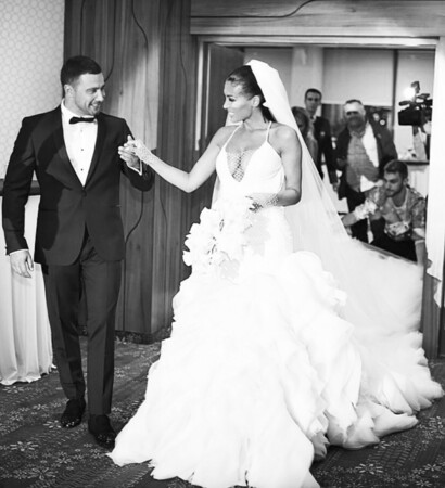 love, dashuri and dress