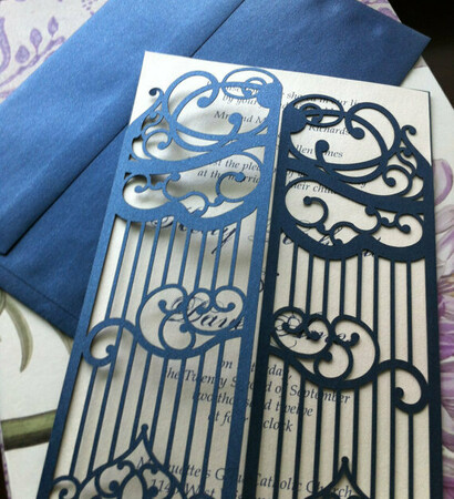 invitation laser cut and en
