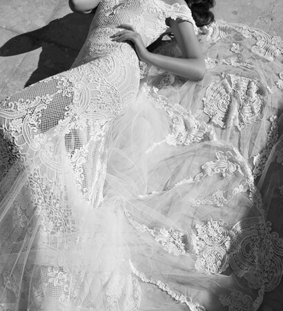 beautiful lace, black and white and 2015