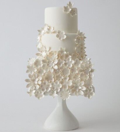 wedding cake, bridal collections and wedding dresses