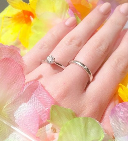 bride, ohana and flowers