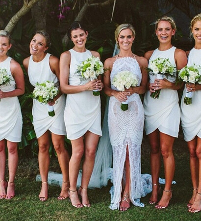 white, bouquet and siren