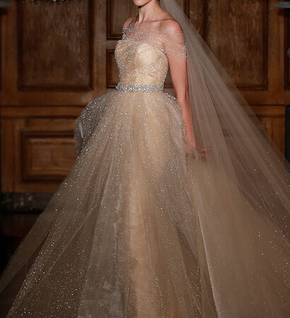 romona keveza, bride and dress