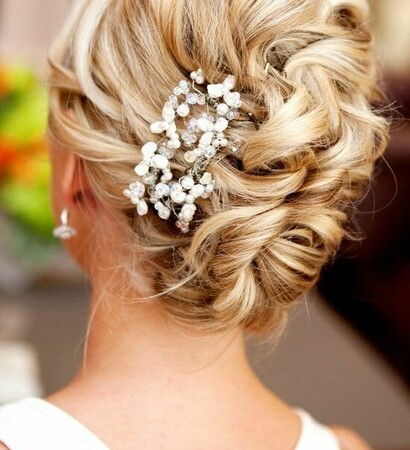 hairstyle, awesome accessories and celebrities fashion