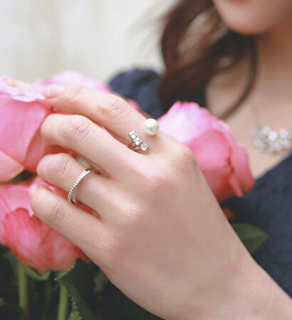 pink, propose and romantic