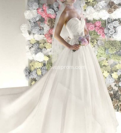 2015 wedding dress, a line wedding dress and white wedding dress