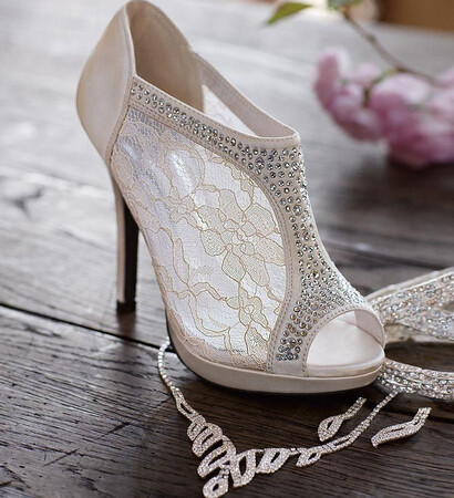 feminine, rhinestones and shoes