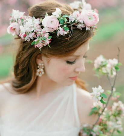 flower headdress and en