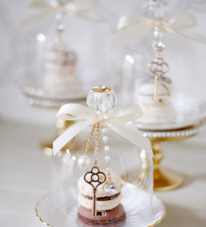 key chains, weddings and laduree