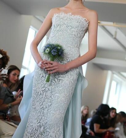 oscar de la renta, white and blue