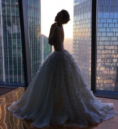 skyscraper, marry and love