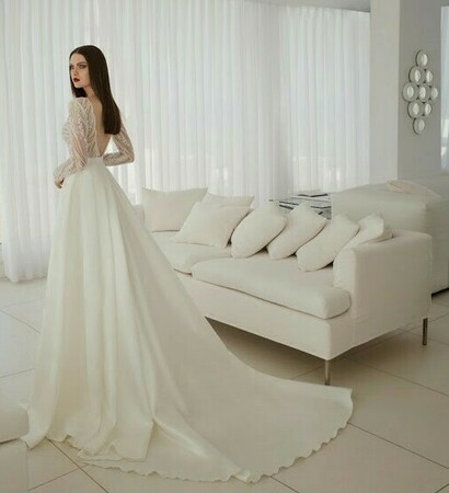 julie vino, wedding dress and urban collection