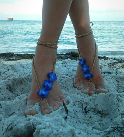 crochet barefoot sandals, anklet and flower