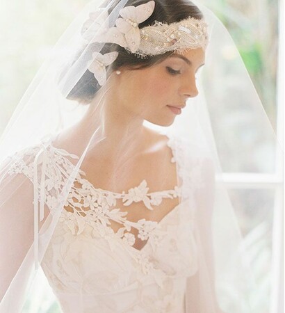 femenine, feminine and woman