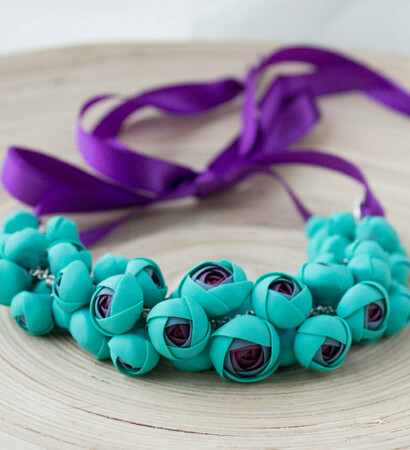 many flower necklace, unique necklace and statement necklace