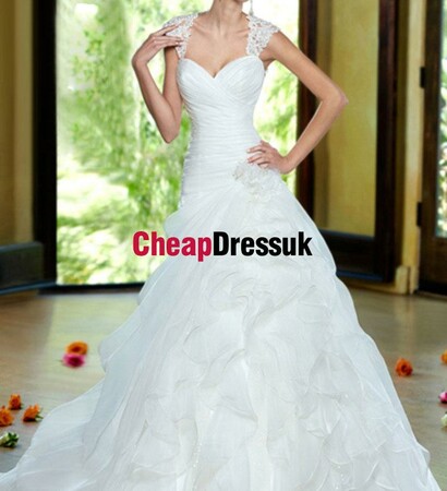 lace wedding gown, beading dress and wedding dress