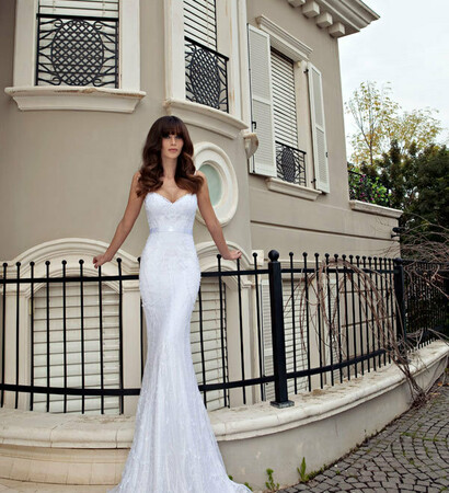 bride, wedding dress and julie vino