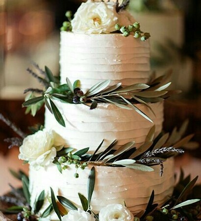 cake, natural and boho
