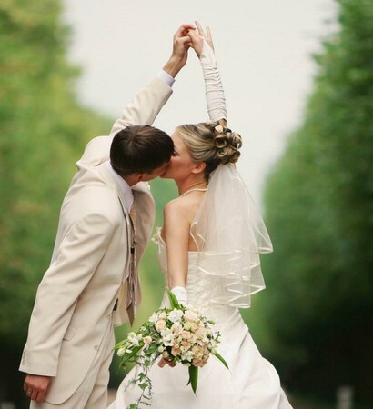 wedding dress, romance and spirit