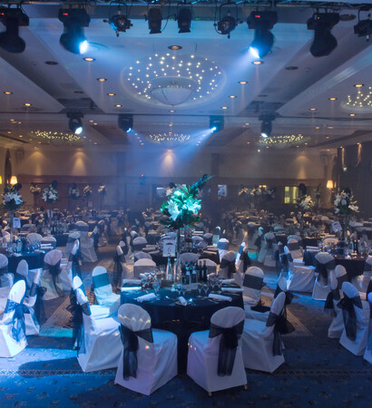 unique, grand sapphire and decoration