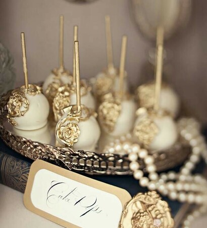 cake pops, baker and pearls