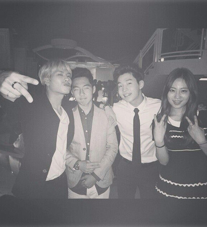 black and white, kpop and youngji