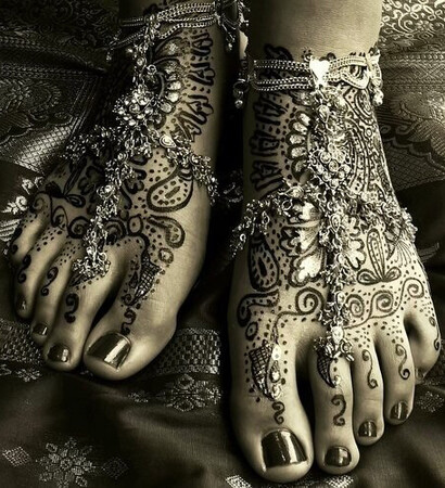 love, artistic and henna
