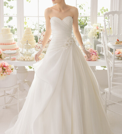 wedding dress, wedding gown and lace dress