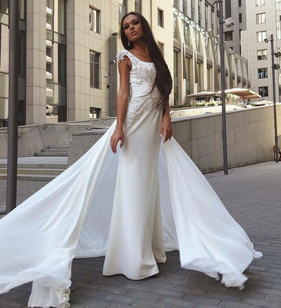 model, white and woman