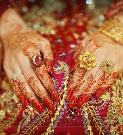 pakistani weddings, bride and mehndi
