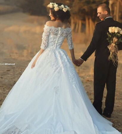 wedding derss and en