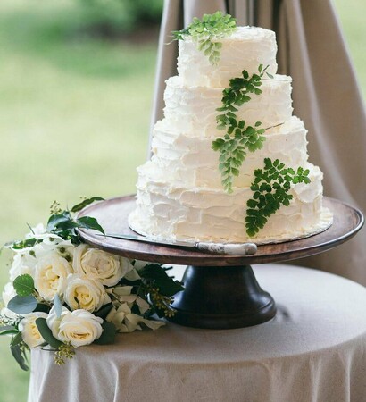 food, wedding cake and cake
