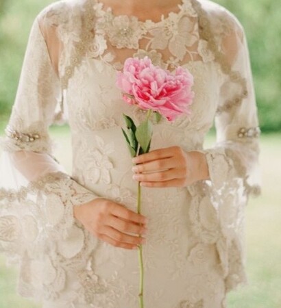 vintage belle, pearls and summer
