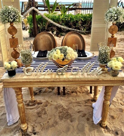 beach wedding ideas, mr & mrs and mr & mrs table