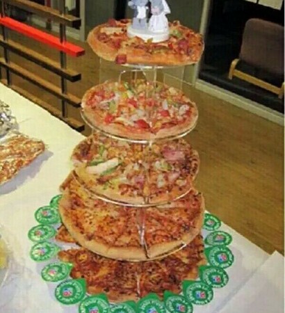 wedding pizza, pizza and wedding cake