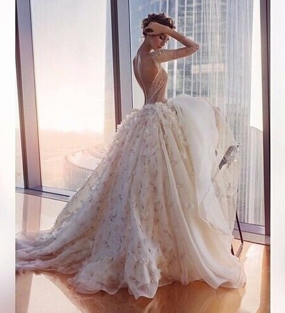 follow, beautiful and dress
