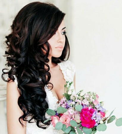 dark hair, cruel hair and flowers
