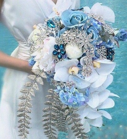 something blue, vestido dw novia and bouquet