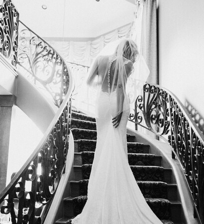 amazing wedding dress, bride and wedding dress