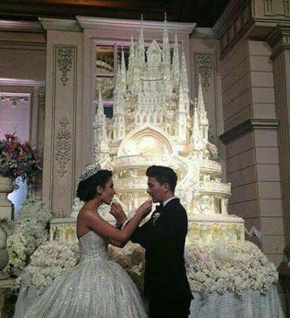 cake, cake art and wedding cake