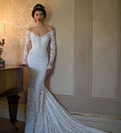 elegant, vintage and Queen