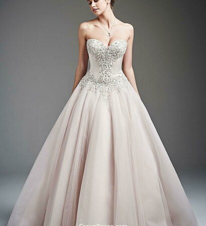 starpless wedding dress, ball gown and vinatge wedding dress