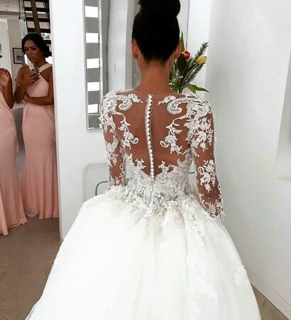 robe, hair and dress