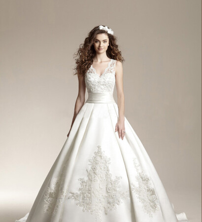 lace dress, wedding dress and wedding gown