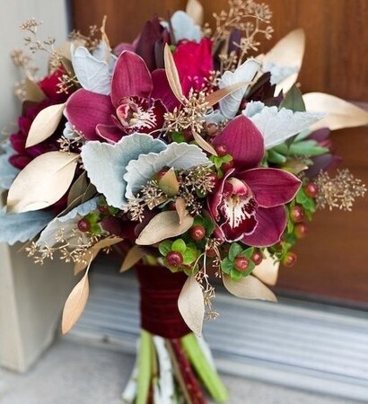 wedding flowers, bouquet and autumn wedding