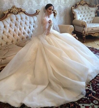 Dream, beautiful and chechenka