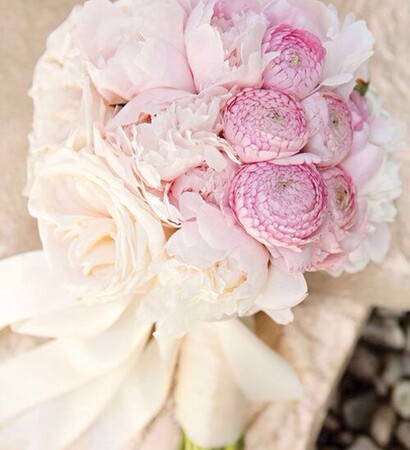 makeup, flowers and wedding dress