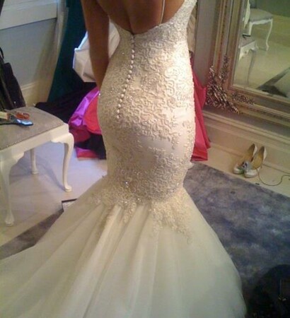 dess and wedding dress